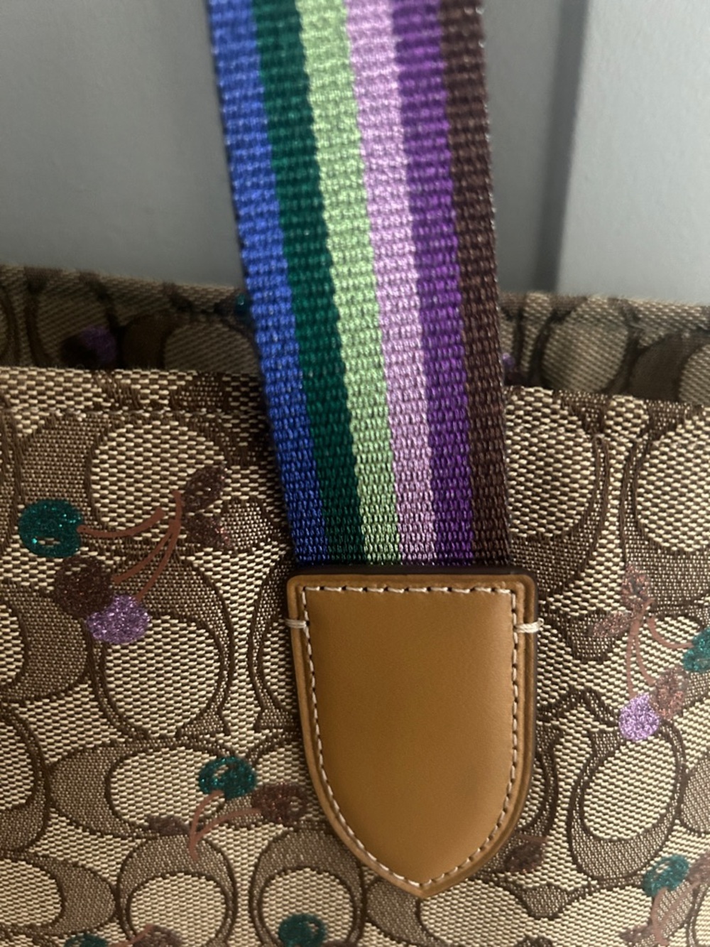 Coach Tote F30604 Signature Canvas purple & teal Cherries Rainbow Glitter straps - Picture 5 of 8